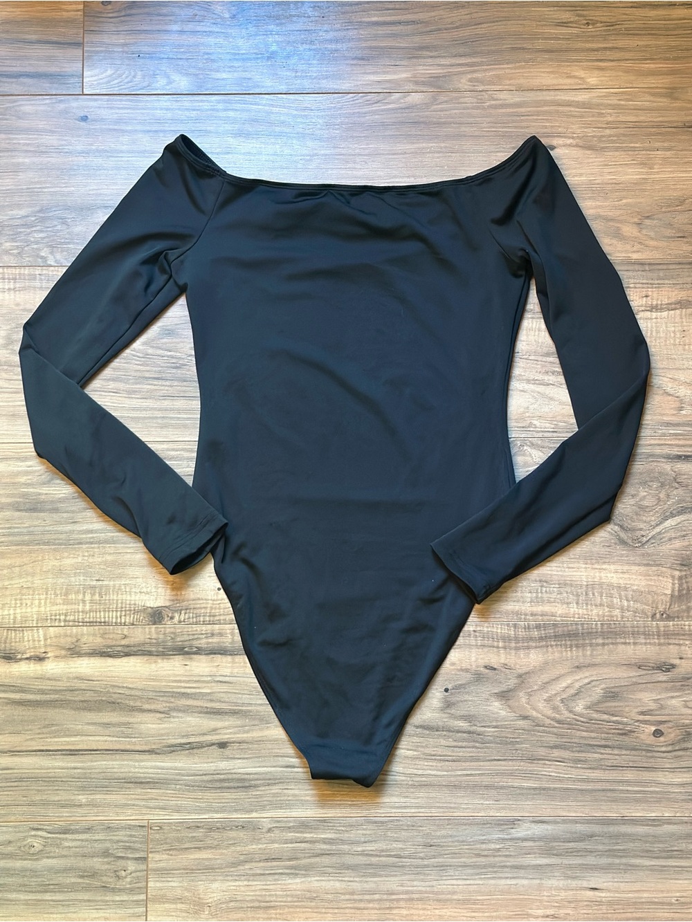 SHEIN Black Off-Shoulder Long Sleeve Bodysuit